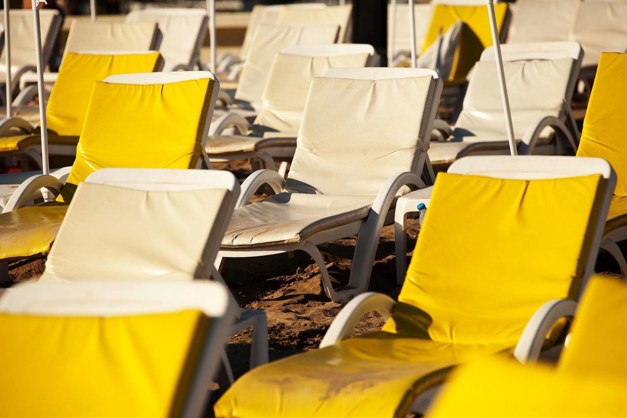 Villa Adora Beach 시데 외부 사진